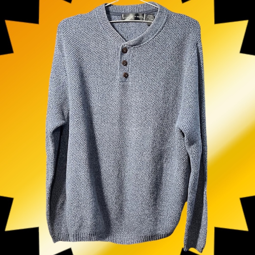 Oscar de la Renta - Knitted Long Sleeve Sweater - Quarter Button - Size Medium